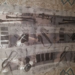 Instrument scarf